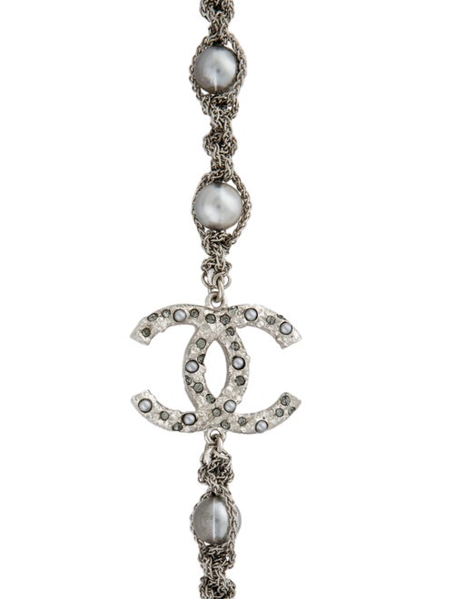 Chanel Faux Pearl & Strass Wrapped CC Station Necklace