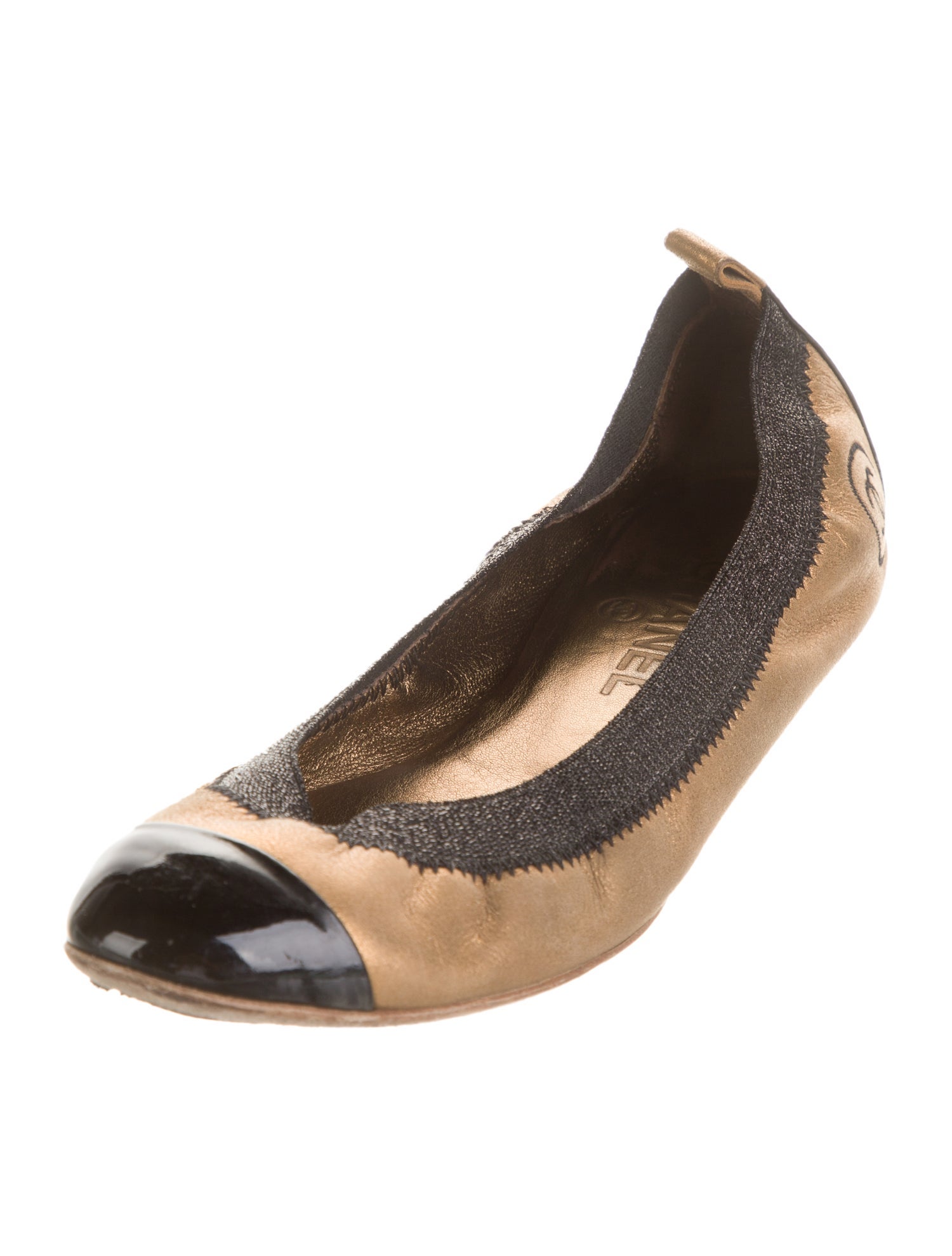 Chanel Interlocking CC Logo Leather Ballet Flats
