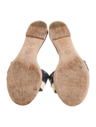 Chanel Interlocking CC Logo Patent Leather Slides