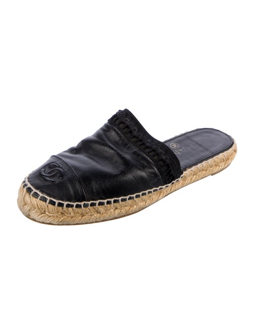 Chanel Interlocking CC Logo Leather Espadrilles
