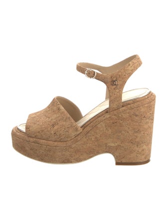 Chanel 2018 Interlocking CC Logo Espadrilles