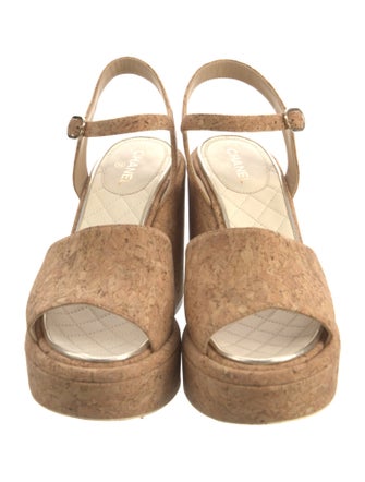 Chanel 2018 Interlocking CC Logo Espadrilles