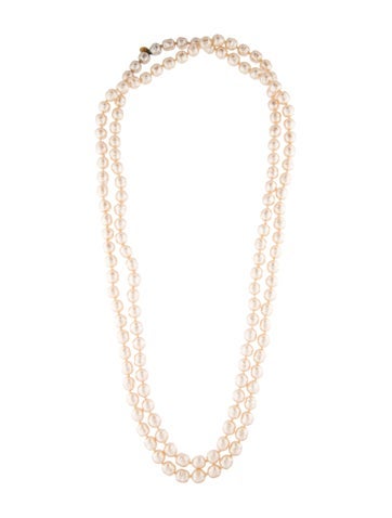 Chanel Bead Strand Vintage Faux Pearl Necklace