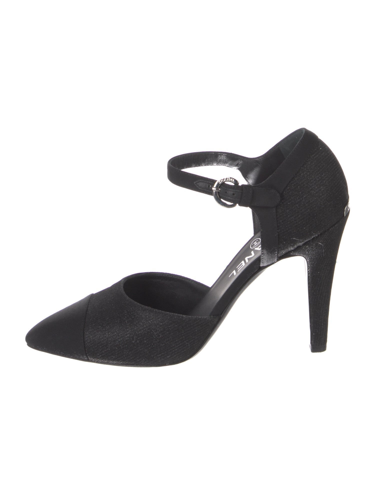 Chanel 2017 Interlocking CC Logo D'Orsay Pumps