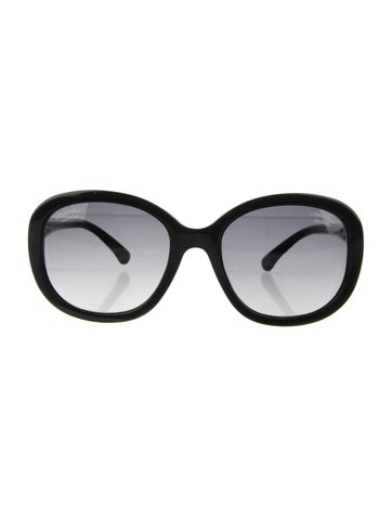 Chanel Sunglasses Interlocking CC Logo Oversize