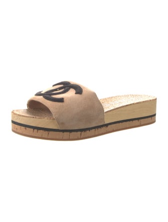 Chanel Interlocking CC Logo Suede Espadrilles
