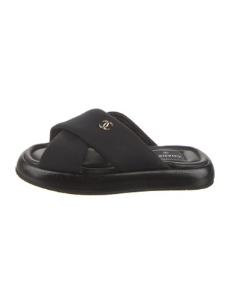 Chanel 2022 Interlocking CC Logo Slides