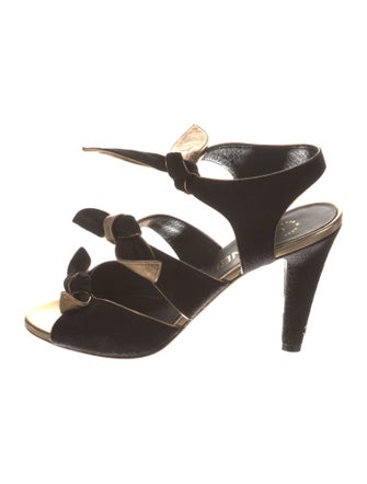 Chanel 2020 Interlocking CC Logo Slingback Sandals