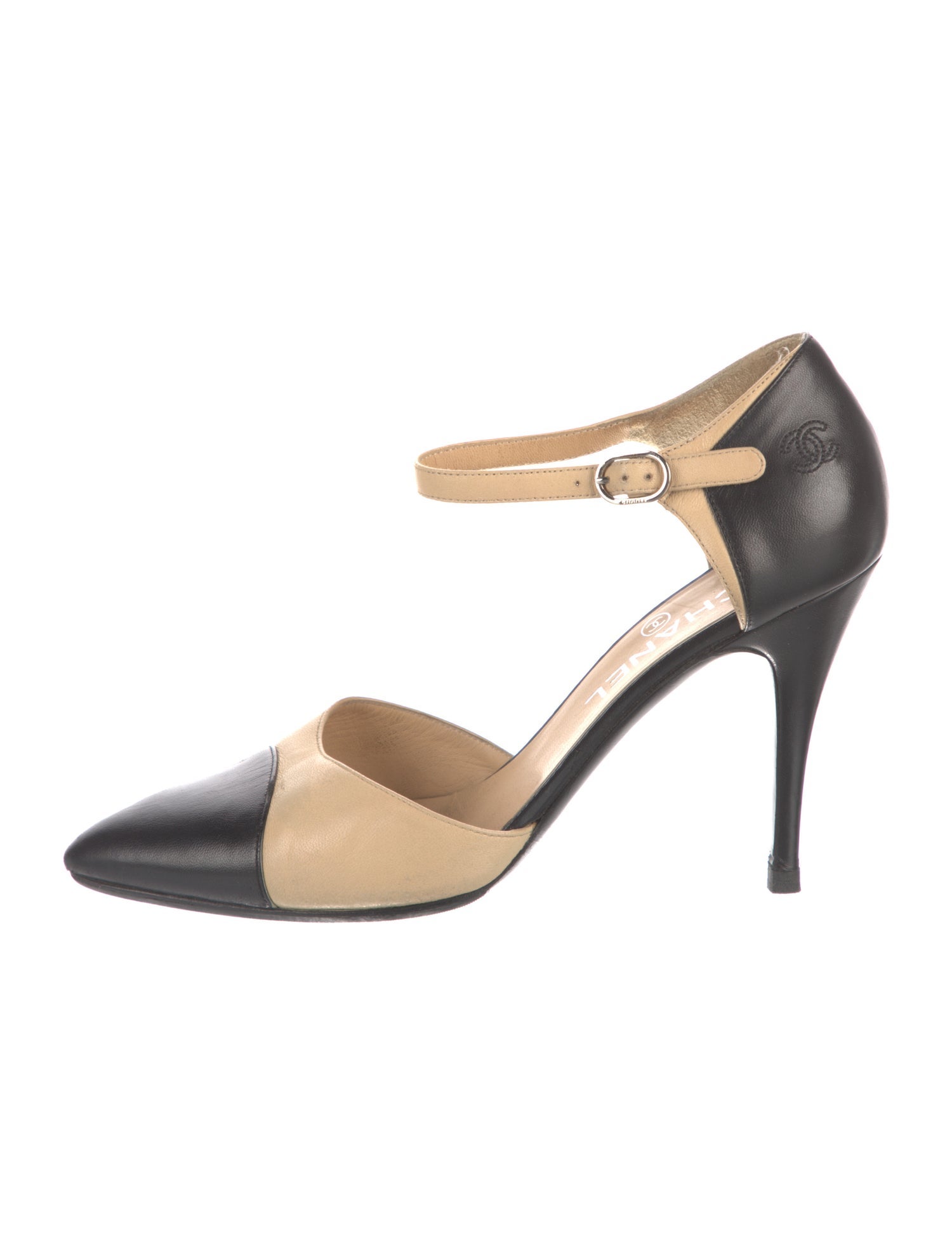 Chanel 2013 Interlocking CC Logo D'Orsay Pumps