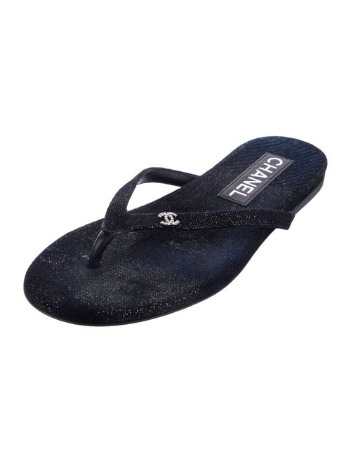 Chanel 2024 Interlocking CC Logo Flip Flops