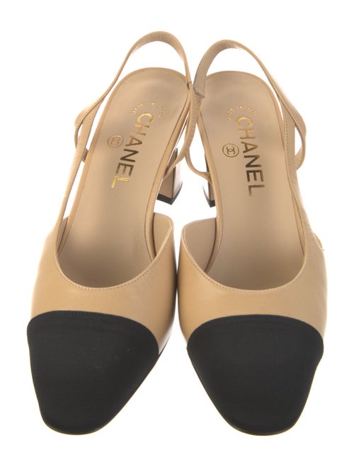 Chanel Interlocking CC Logo Leather Slingback Pumps