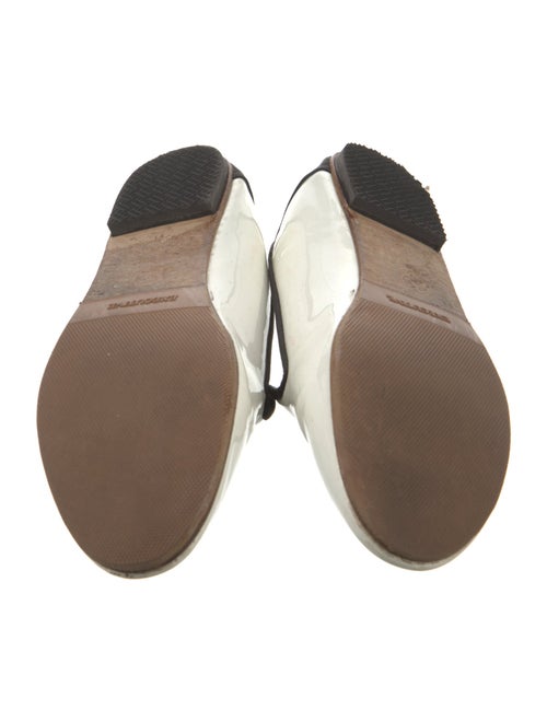 Chanel 2016 Interlocking CC Logo Loafers