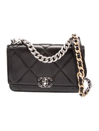 Chanel 19 Wallet On Chain