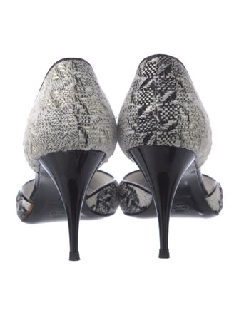 Chanel Interlocking CC Logo Tweed D'Orsay Pumps