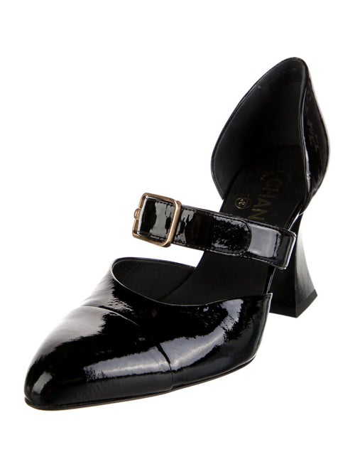 Chanel 2022 Interlocking CC Logo D'Orsay Pumps