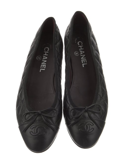 Chanel Interlocking CC Logo Lambskin Ballet Flats