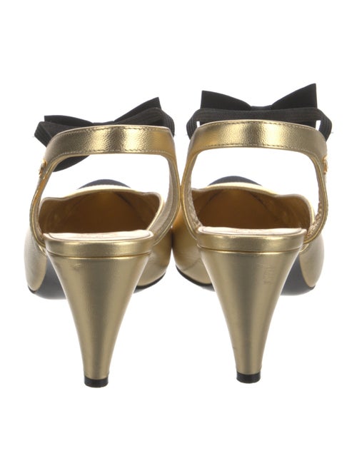 Chanel 2020 Interlocking CC Logo Slingback Pumps