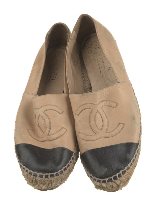 Chanel Interlocking CC Logo Leather Espadrilles