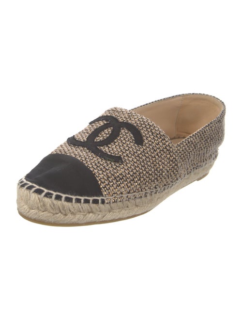 Chanel 2020 Interlocking CC Logo Espadrille Sneakers