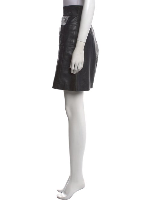 Chanel Vintage Knee-Length Skirt
