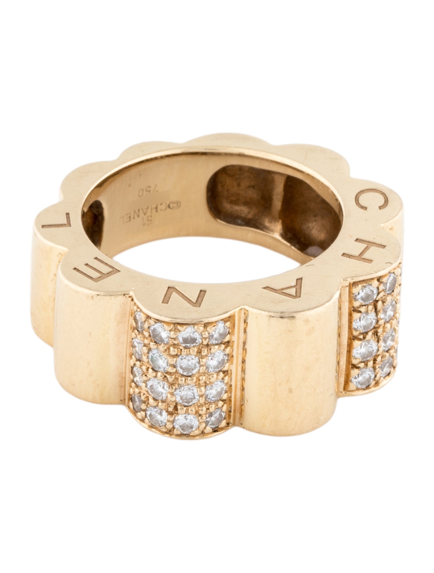 Chanel 18K Diamond Profil de Camélia Ring