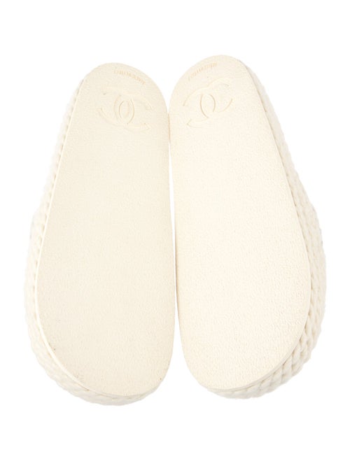 Chanel 2022 Interlocking CC Logo Espadrilles