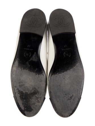 Chanel Interlocking CC Logo Lambskin Flats