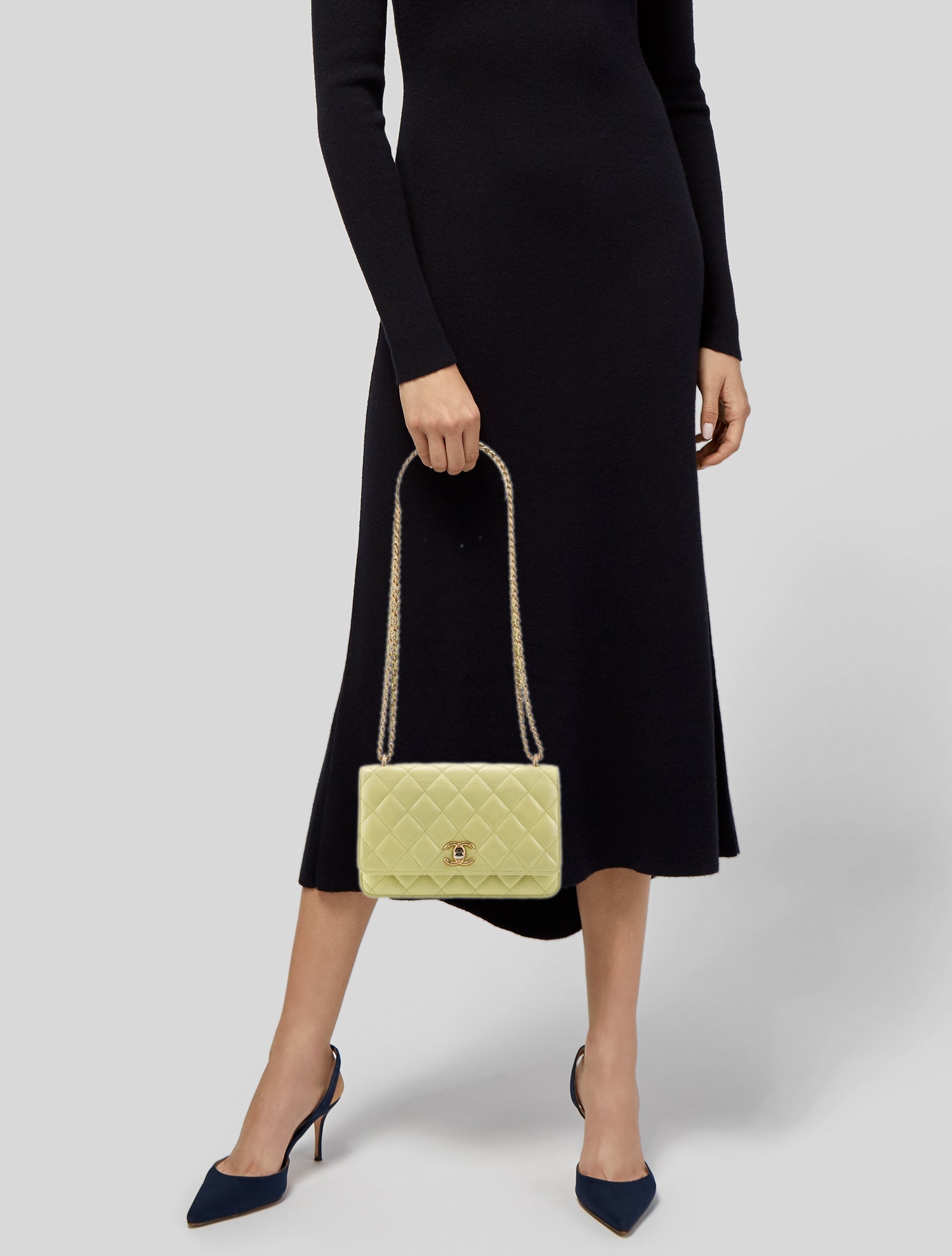 Chanel 2023 Dynasty Wallet On Chain