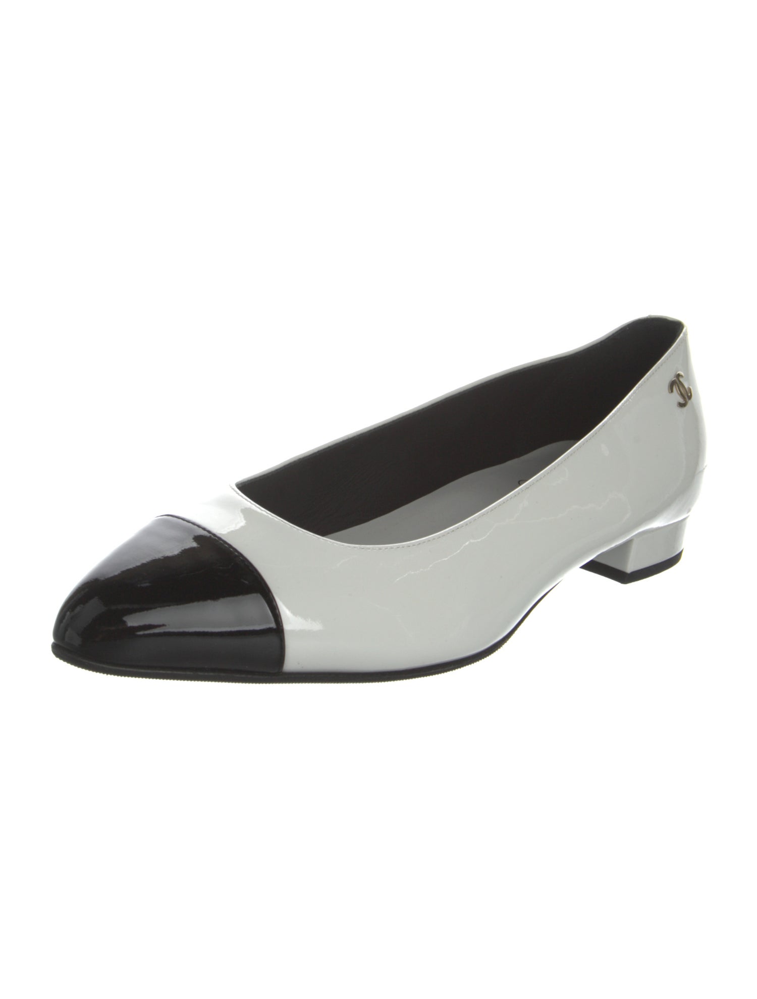 Chanel 2023 Interlocking CC Logo Ballet Flats