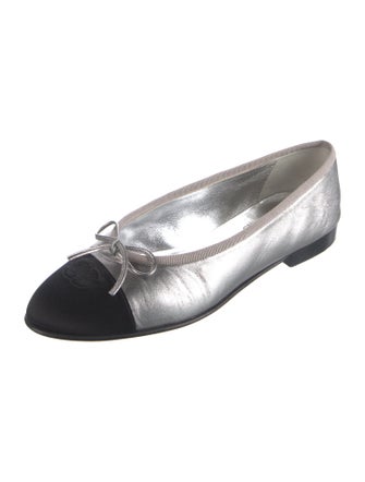 Chanel 2004 Interlocking CC Logo Ballet Flats