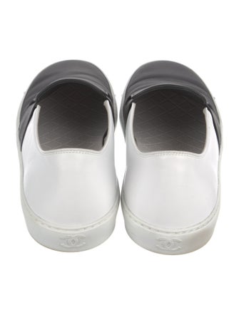 Chanel 2016 Interlocking CC Logo Sneakers