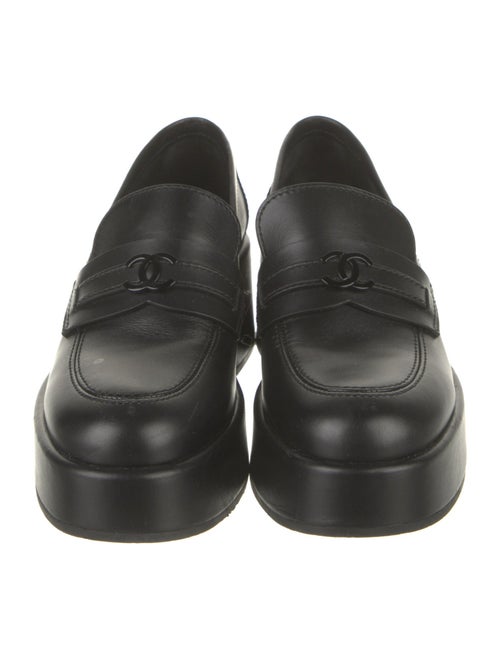 Chanel 2022 Interlocking CC Logo Loafers