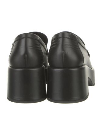 Chanel 2022 Interlocking CC Logo Loafers