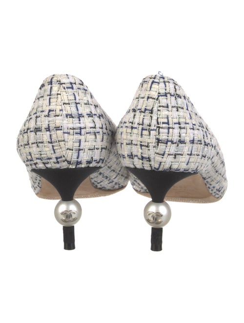 Chanel 2019 Interlocking CC Logo Pumps