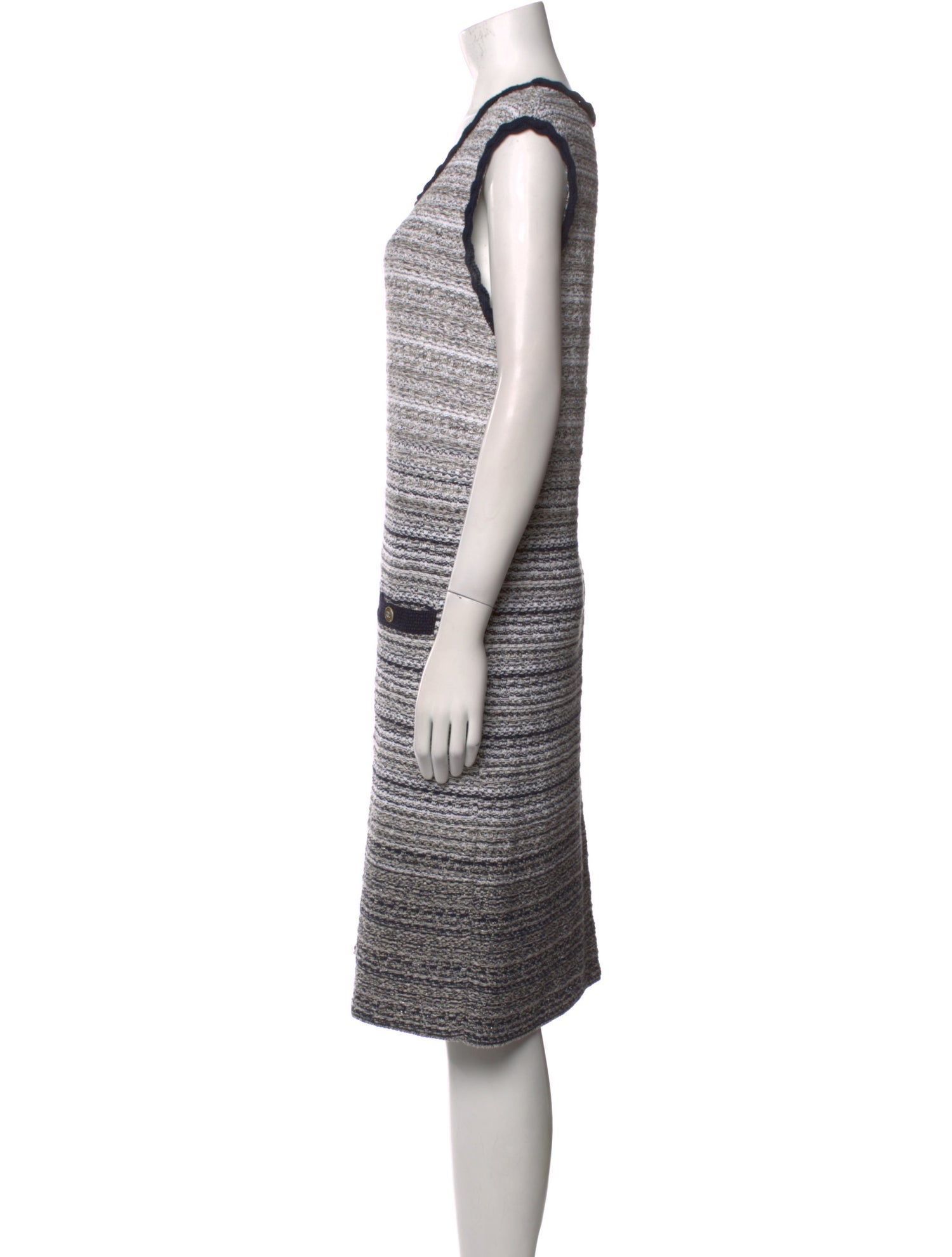 Chanel  Chanel Sleeveless Knit Casual Dress