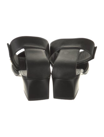 Chanel 2020 Interlocking CC Logo D'Orsay Pumps