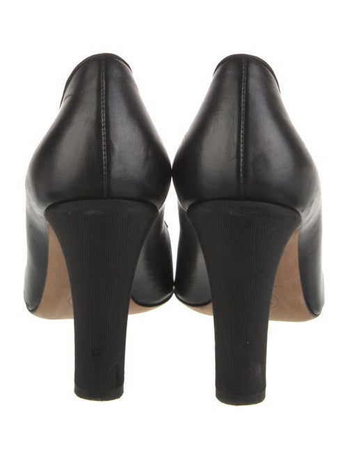 Chanel 2017 Interlocking CC Logo Pumps