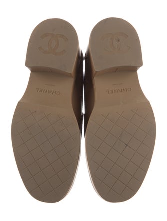 Chanel 2022 Interlocking CC Logo Loafers