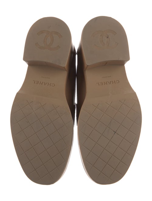 Chanel 2022 Interlocking CC Logo Loafers