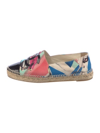 Chanel 2017 Interlocking CC Logo Espadrilles