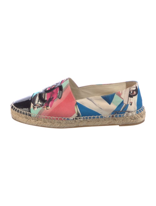 Chanel 2017 Interlocking CC Logo Espadrilles