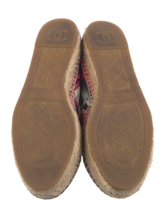 Chanel 2017 Interlocking CC Logo Espadrilles