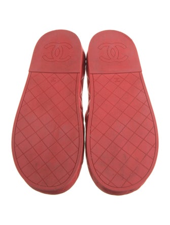 Chanel 2021 Interlocking CC Logo Slides
