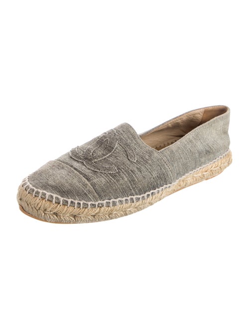 Chanel Interlocking CC Logo Suede Espadrilles