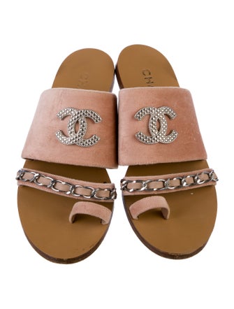 Chanel 2018 Interlocking CC Logo Slides