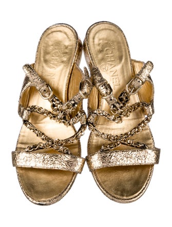 Chanel 2019 Interlocking CC Logo Slides