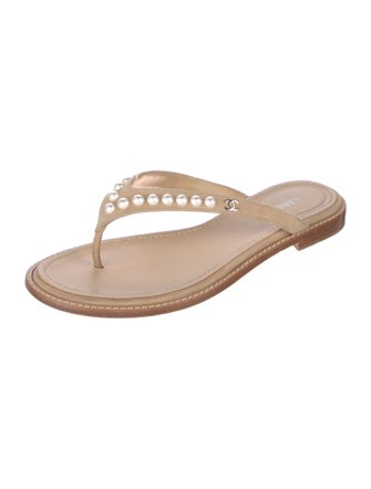 Chanel 2019 Interlocking CC Logo Flip Flops