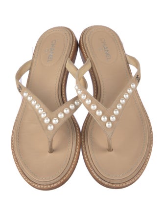 Chanel 2019 Interlocking CC Logo Flip Flops