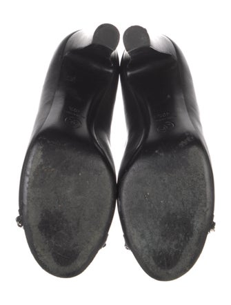 Chanel g29804 Interlocking CC Logo Chelsea Boots