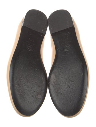 Chanel 2019 Interlocking CC Logo Loafers